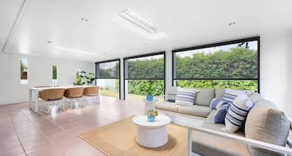 Large family home in secluded Tamworth Neighbourhood.