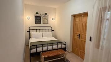 Deluxe Double Room | Free WiFi