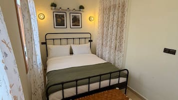 Deluxe Double Room | Free WiFi