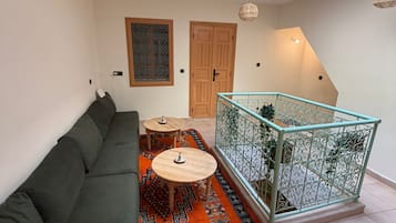 Monitor de computadora y impresora