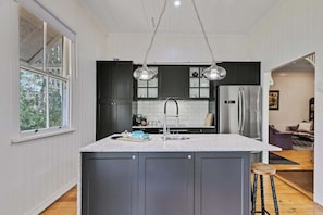 Fridge, microwave, oven, stovetop - Baroon Pocket  · Addisons Baroon Pocket-with Heated Pool and two bathrooms (North Maleny)