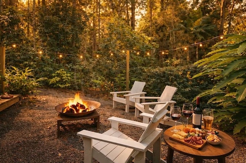 Baroon Pocket  · Addisons Baroon Pocket-with Heated Pool and two bathrooms