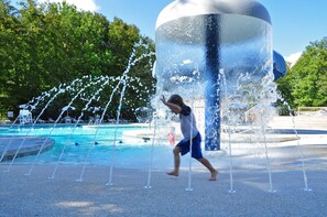 Pool - The Beechline~Walk to Slopes~Mtn & Slope Views~Private Club Access~Sleeps 12 (Beech Mountain)