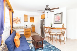 Living area - High Rock Hideaway Estate #4, Near Beach (Providenciales)