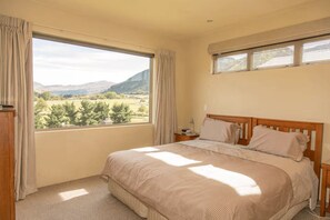4 bedrooms - Arrowtown Dress Circle (Arrowtown)
