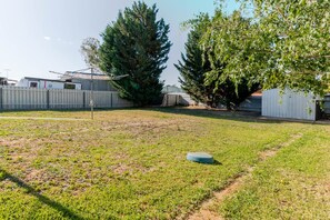 Property grounds - Botanic Base | Designed for Ease & Comfort (Mount Austin)