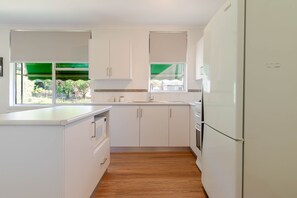 Fridge, microwave, oven, stovetop - Botanic Base | Designed for Ease & Comfort (Mount Austin)