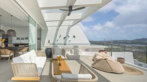 Outdoor dining - Golden Lotus Villas - The Blossom Villa by Elite Havens (Surat Thani)