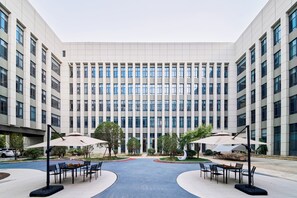 Courtyard - Wuhan Tianhe Airport Fliport Garden Hotel (Wuhan)