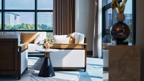 Unclassified image, 2 of 38, button - Wuhan Tianhe Airport Fliport Garden Hotel (Wuhan)