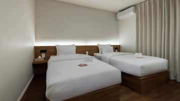 Dongbaek Twin Room | Premium bedding, individually furnished, blackout drapes, soundproofing