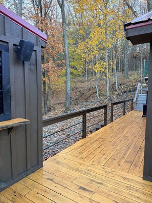 Terrace/patio - Lakeside 1-Bedroom Home with Fireplace, Full Kitchen, Decks & Utilities Included (Averill Park)