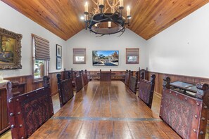 Meeting facility - Blacksmith Quarters (Fredericksburg)