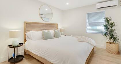 Cozy Cottage on Pine - 2