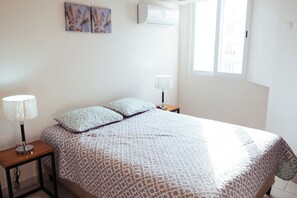 3 bedrooms, iron/ironing board, WiFi, bed sheets - Secure & Spacious 3BR Condo  Eco-home (Tegucigalpa)