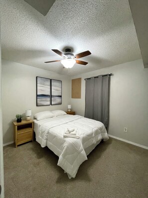 3 bedrooms, iron/ironing board, free WiFi, bed sheets