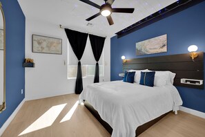 5 bedrooms, desk, iron/ironing board, free WiFi