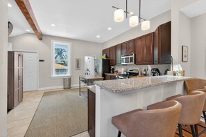 Fridge, microwave, oven, stovetop - Spacious 4b/4b • Walk to Restaurants, Near Soulard (St. Louis)