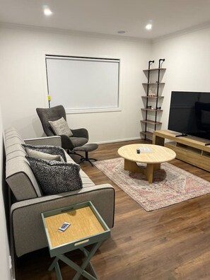 Fernseher