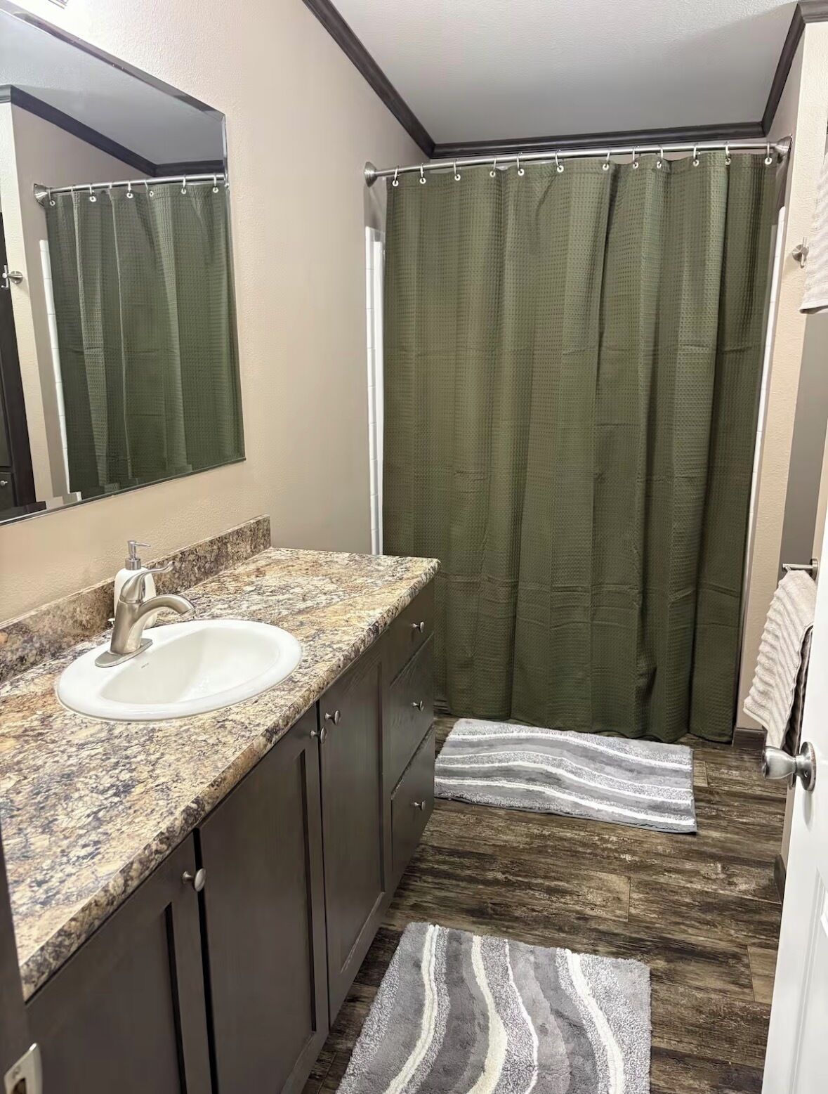 Jetted tub, hair dryer, towels, soap
