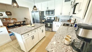 Coffee/tea maker, fridge, microwave, oven - Chic & Cozy Retreat w/Pool+Spa /Close to Old Town! (Scottsdale)