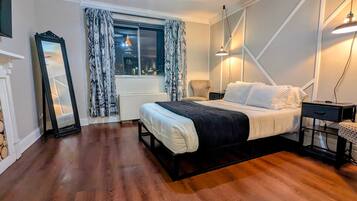 1 habitación, tabla de planchar con plancha, wifi y ropa de cama