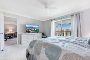 Desk, iron/ironing board, WiFi, bed sheets - Water Views, Beach Access, Pool, Pickleball, More (Fort Myers Beach)
