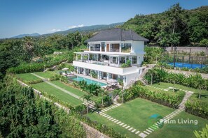 Garden view - Villa Sunset  (Banjar)