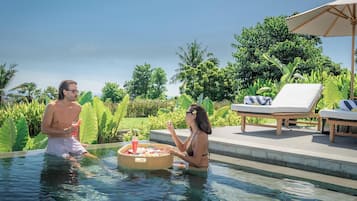 2 outdoor pools, pool umbrellas, sun loungers