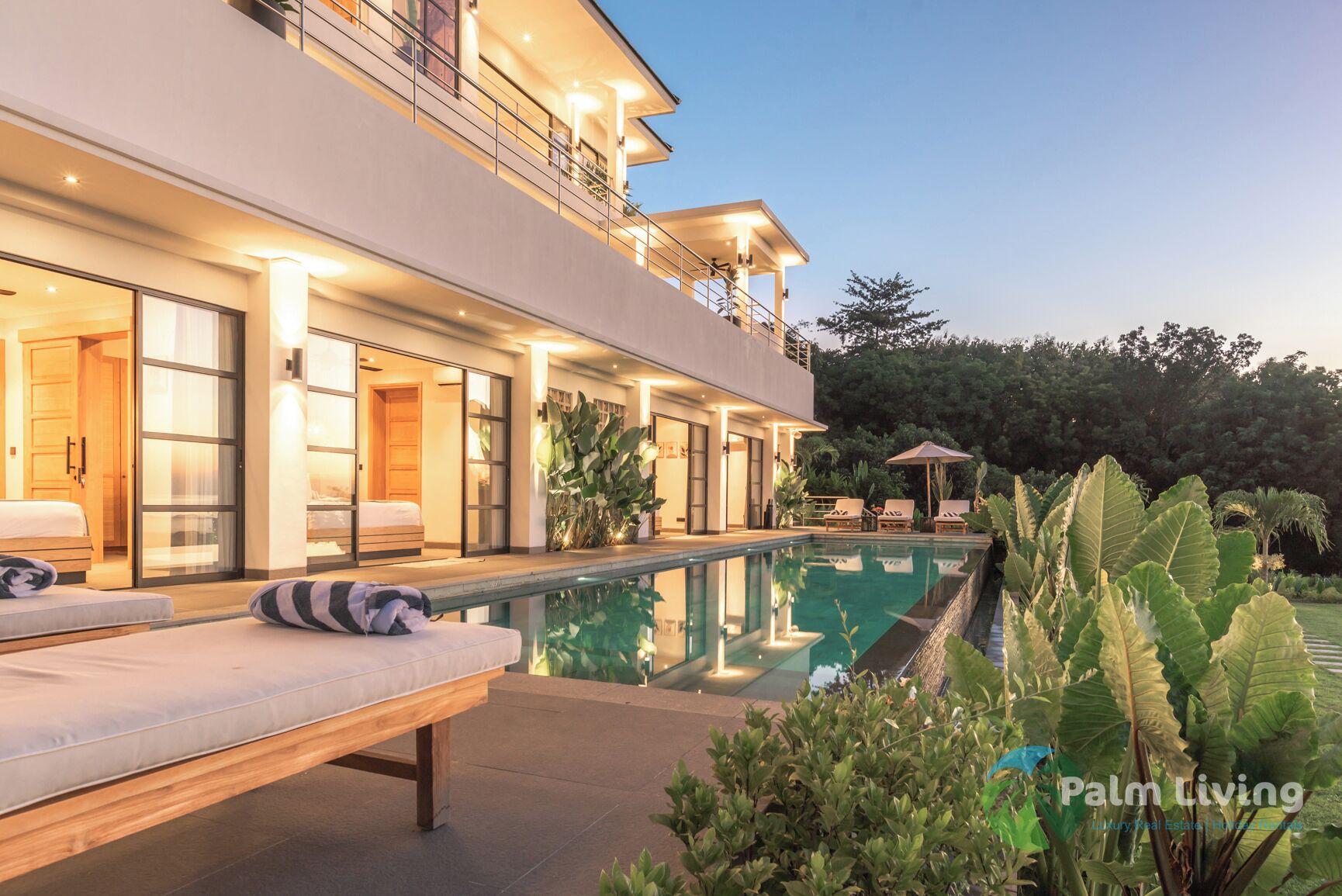 2 outdoor pools, pool umbrellas, pool loungers
