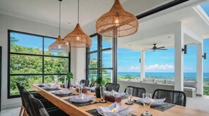 Family dining - Villa Sunset (Buleleng)