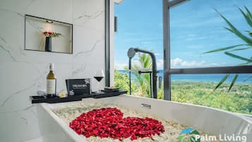 Luxury Villa, Private Pool, Sea View | Bathroom