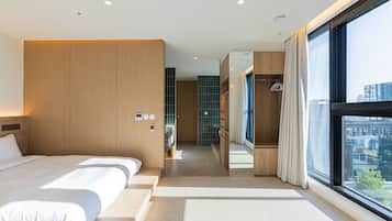 Rum i japansk stil | Värdeförvaringsskåp på rummet, strykjärn/strykbräda och gratis wi-fi