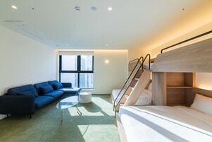 In-room safe, iron/ironing board, free WiFi