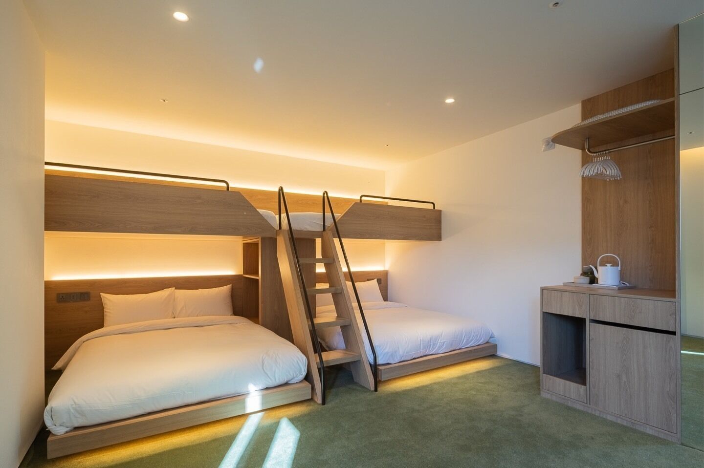 In-room safe, iron/ironing board, free WiFi