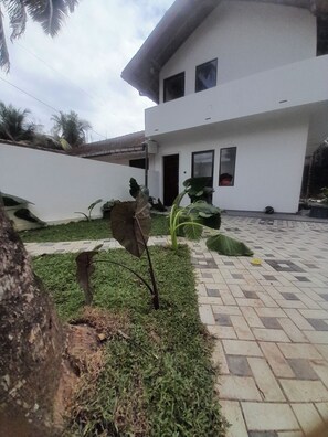 Exterior - Hiri Dudes Villa (Dickwella)