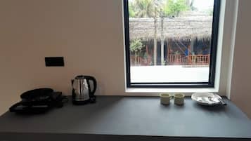 Phòng Suite Deluxe, ban công, quang cảnh vườn | Khu phòng khách