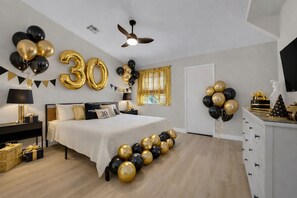 3 habitaciones, escritorio, tabla de planchar con plancha y wifi gratis 