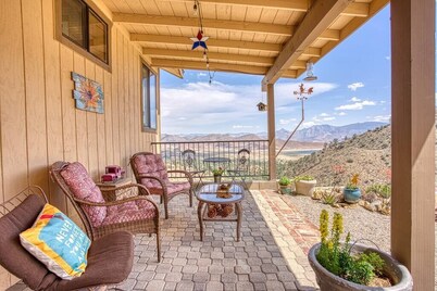 Camp David - Charming guesthouse & amazing views!