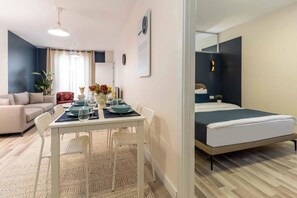 2 bedrooms, iron/ironing board, WiFi, bed sheets - Taksim Square - Apartment - Sleeps 4 - City Centre (Beyoglu)