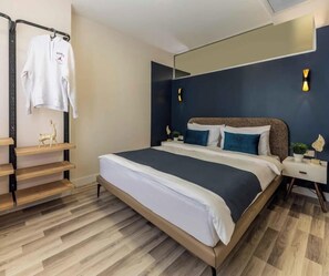 2 bedrooms, iron/ironing board, WiFi, bed sheets - Taksim Square - Apartment - Sleeps 4 - City Centre (Beyoglu)