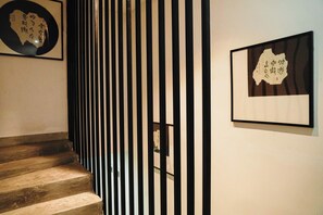 Interior - Drum Tower Sightseeing B&B. (Qiandongnan)