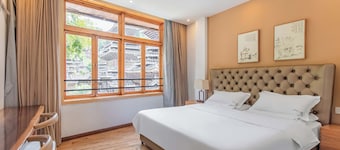 Drum Tower Sightseeing B&B.