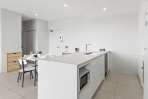 Fridge, microwave, oven, stovetop - 2Bedroom Apartment Balcony Close to the City (MacGregor)