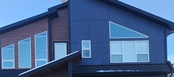 Hepzibah's Luxe