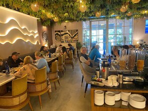 Dining - HOTEL PALLAVI GRAND (Panchkula)