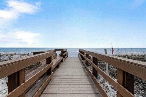 Island Princess Unit 106