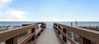 Island Princess Unit 106