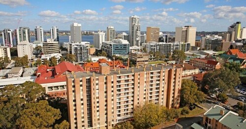 Studio Apartment East Perth