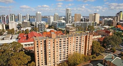 Studio Apartment East Perth